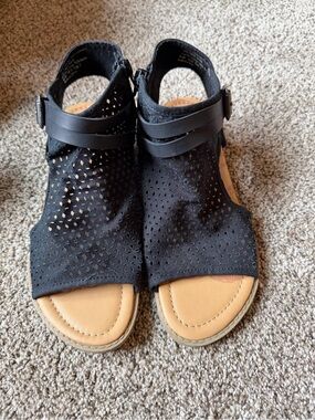 Women’s Black Perforated Ankle-Strap Sandals